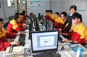 自行升降机车架组建